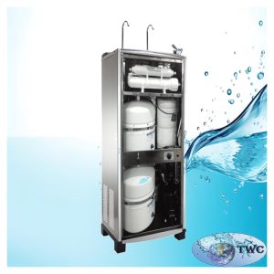 Water fountain with RO